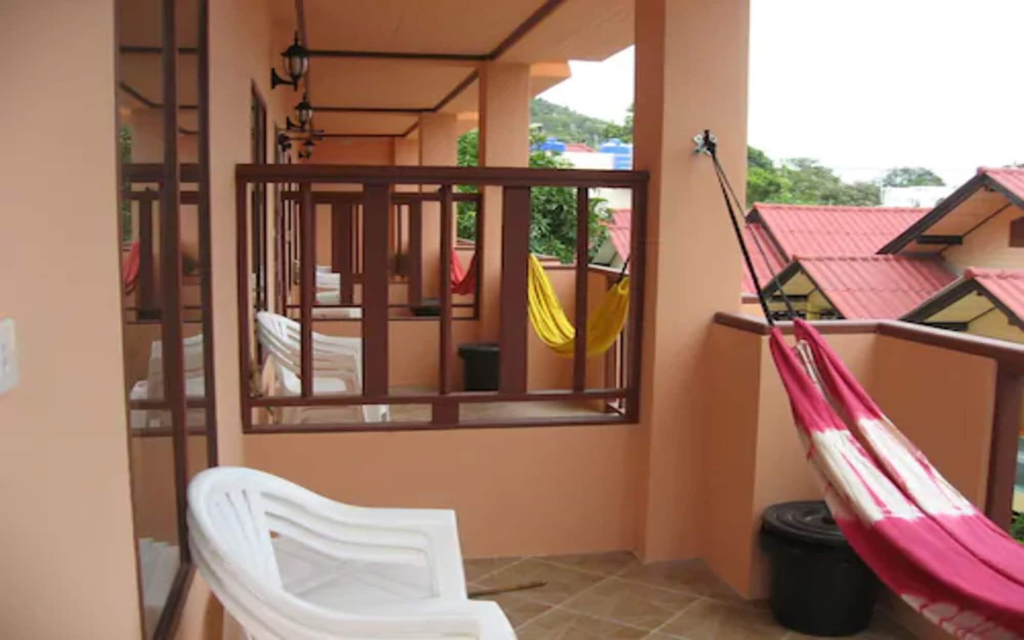 Black & White Tempat peranginan 3*