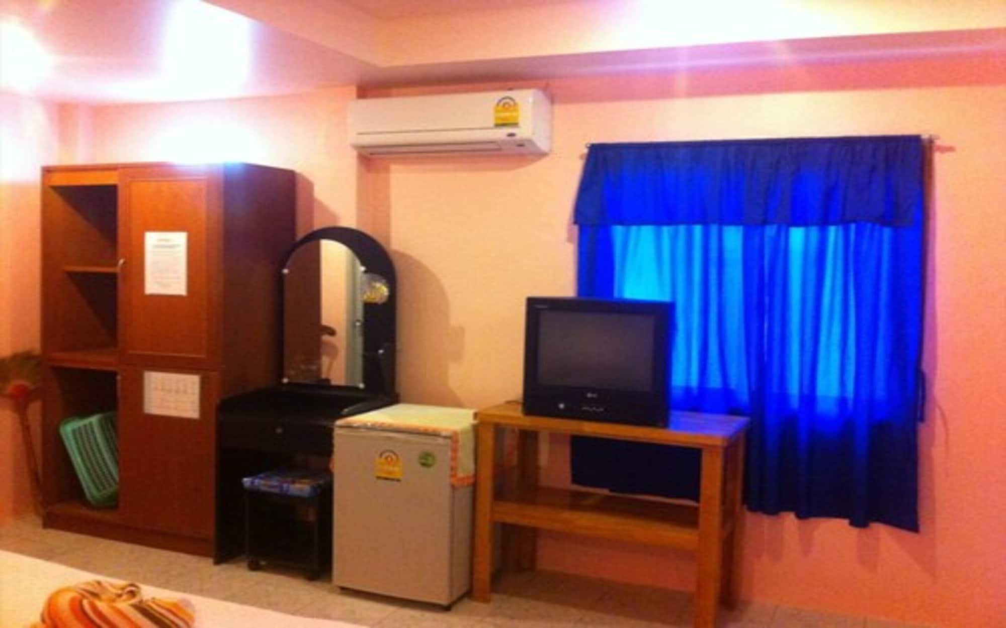 Tempat peranginan Black & White